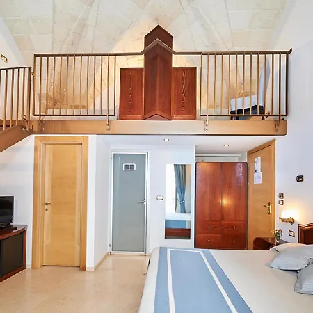 Hotel Corte Di Nettuno - Cdshotels