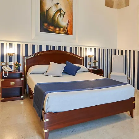 Corte Di Nettuno - Cdshotels Hotel 4*