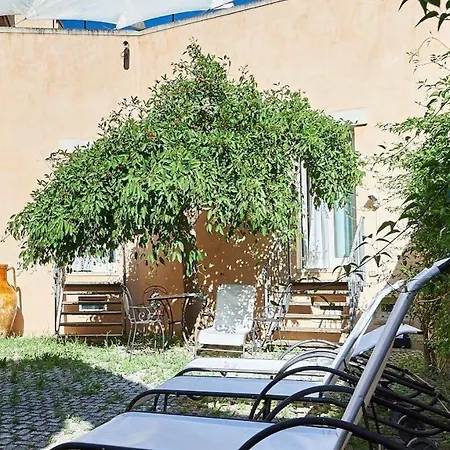 Corte Di Nettuno - Cdshotels Hotel 4*