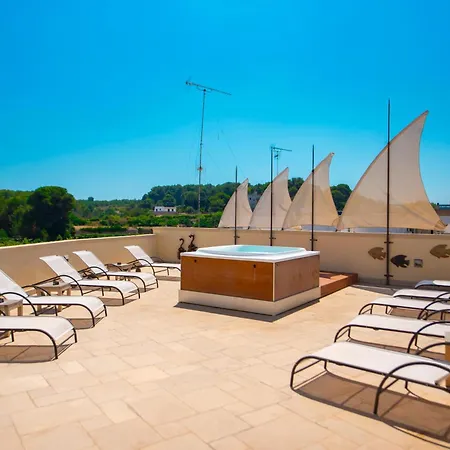호텔 Corte Di Nettuno - Cdshotels 4*