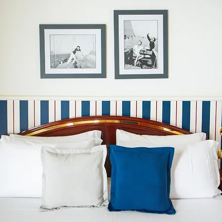 Corte Di Nettuno - Cdshotels 4* 오트란토