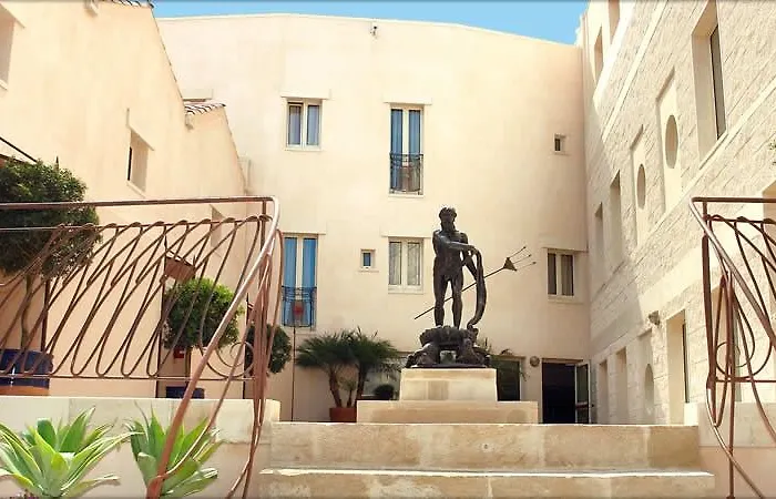 Corte Di Nettuno - Cdshotels Hotel 4*