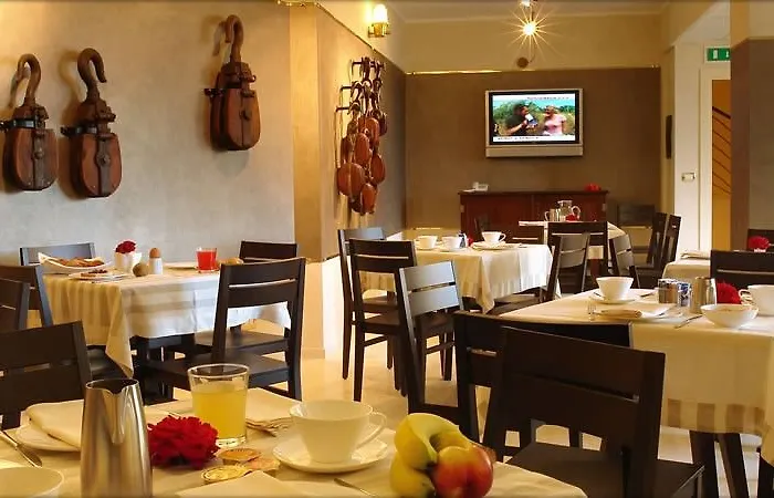 Corte Di Nettuno - Cdshotels Hotel 4*